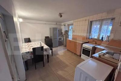 Casă cu 10 camere cu Teren 100 Mp în Central - 15