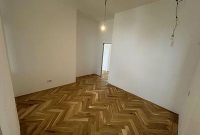 Apartament renovat în clădire istorică - are garaj - 13