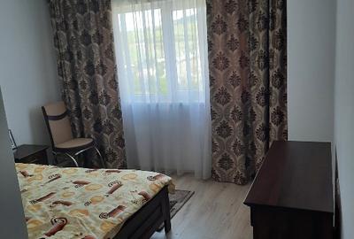 3 Camere Finisat Modern str Stelelor