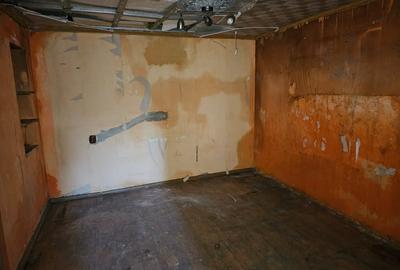 Casă individuală cu 4 camere cu Canalizare în Bucureștii Noi - 10