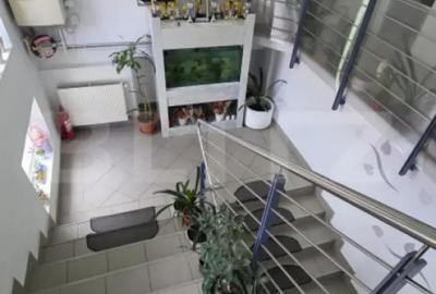 Spațiu comercial, de 350 mp, în Central - 2