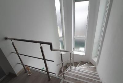 🏡 Comision 0% – Etaj vilă de vânzare în Dumbrăvița - 2