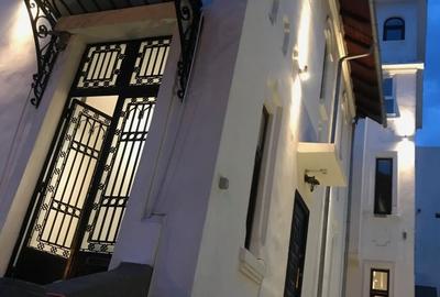 Casă individuală cu 8 camere cu Teren 200 Mp în Aviatorilor - 13