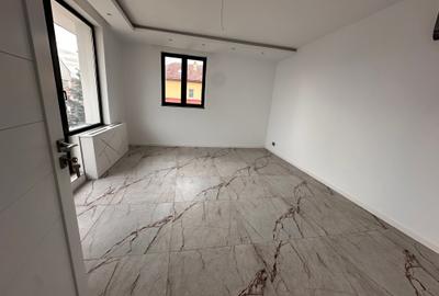 Casă individuală cu 8 camere cu Teren 1000 Mp în Nord-Est - 5