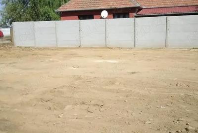 Teren de 1435 mp, în Păuliș - 3