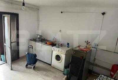 Casă cu 5 camere cu Teren 986 Mp în Pericei - 3