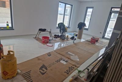 Casă individuală cu 4 camere cu Canalizare în Cristian - 1