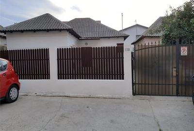 Casă cu 4 camere în Năvodari