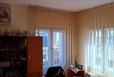 Casă cu 2 camere în Dâmbul Rotund