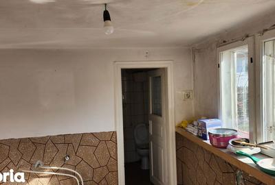 Casă cu 3 camere cu Canalizare în Central - 15