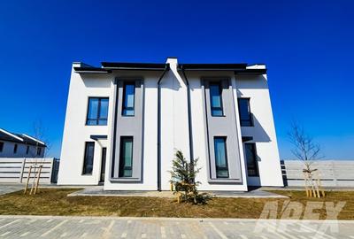 Duplex cu 3 camere cu Canalizare în Central - 15