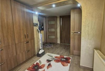 Casă individuală cu 4 camere cu Canalizare în Aeroport - 5