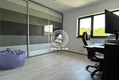 Casă cu 4 camere cu Teren 440 Mp în Rediu