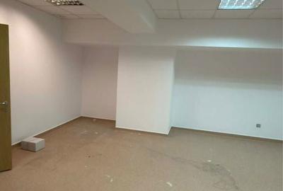 Spațiu comercial, de 50 mp, în Runcu - 3