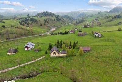 Teren de 1355 mp, în Fundata - 2