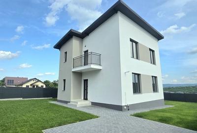Casă cu 4 camere cu Teren 410 Mp în Cug - 9