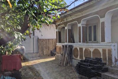 Casă cu 3 camere în Valea Cotești - 2