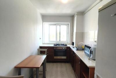 Apartament cu 3 camere decomandat în Ultracentral