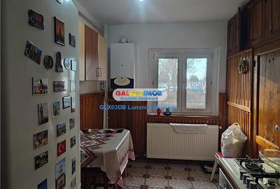 Apartament cu 2 camere decomandat în Micro 3 - 3