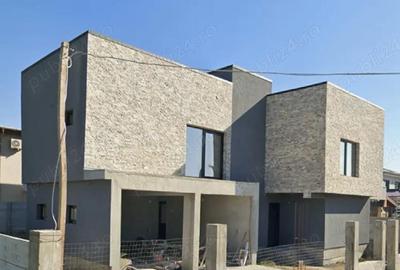 Casă cu 5 camere în Central - 1