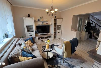 Casă cu 6 camere cu Teren 439 Mp în Petros - 10