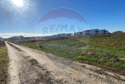 Teren de 465 mp, în Tunari - 1