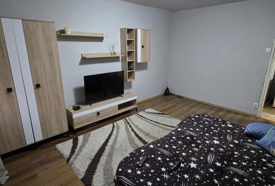 Garsonieră decomandată în Nufărul - 3
