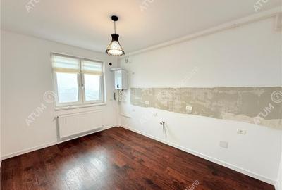 Apartament cu 4 camere decomandat în Vasile Aaron - 3