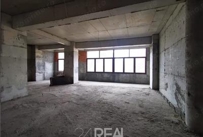 Spațiu comercial, în Vitan - 2