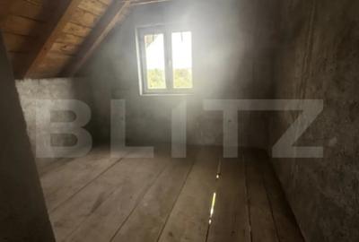 Casă cu 4 camere cu Teren 865 Mp în Păulești - 11