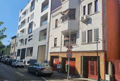 Stirbei Voda Cismigiu Ostasilor - S+P+2+M teren 595 mp singur curte, 1900000 € Stirbei Voda Cismigiu Ostasilor - S+P+2+M teren 595 mp singur curte, 1900000 € - 2