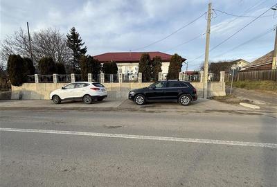 Secuieni - 17 km de Bacau - spatiu comercial - 2