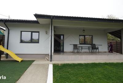 Casă cu 3 camere în Breazu - 1