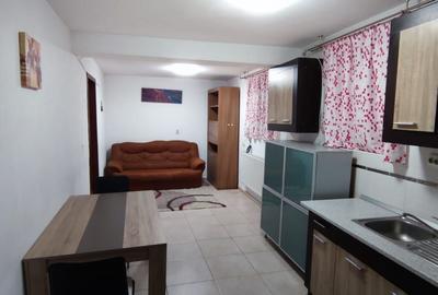 Apartament cu 2 camere semidecomandat în Alexandru cel Bun