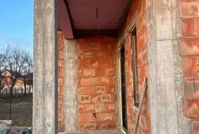 Casă cu 4 camere cu Teren 443 Mp în Holboca - 6