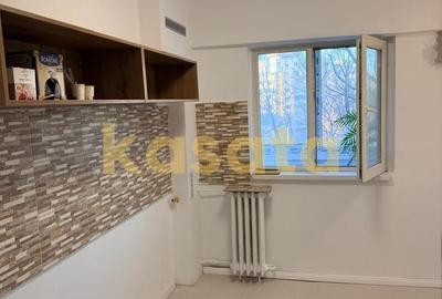Apartament cu 3 camere decomandat în Gorjului - 12