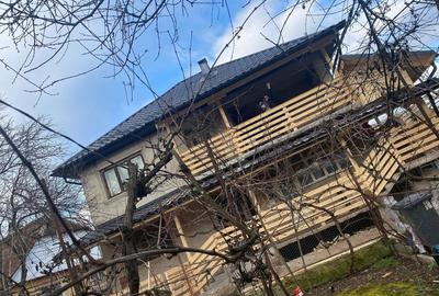 Casă cu 4 camere în Central - 4