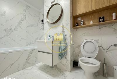 Apartament cu 3 camere semidecomandat în Central - 1