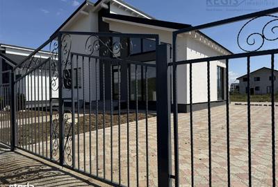 Casă cu 4 camere în Sânpetru - 2