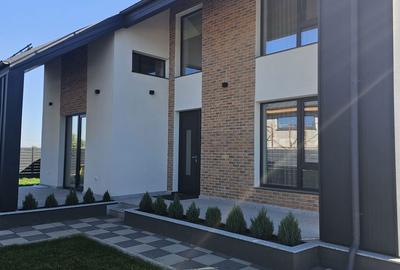 Casă cu 4 camere cu Teren 700 Mp în Bârnova - 8