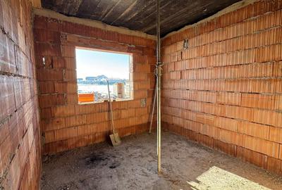 Duplex cu 4 camere cu Canalizare în Moșnița Nouă - 5