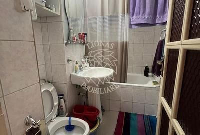 Apartament cu 4 camere decomandat, mobilat în Central - 3