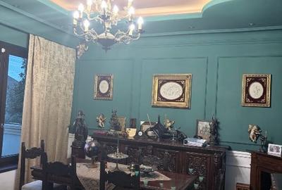 Vila deosebita cu piscina interioară - 2