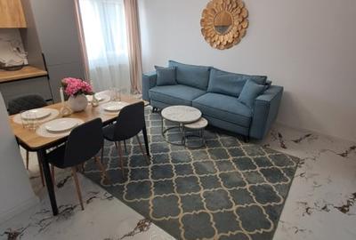 Apartament cu 2 camere decomandat, mobilat în Central