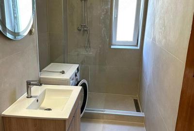 Apartament cu 3 camere decomandat în 13 Septembrie - 9