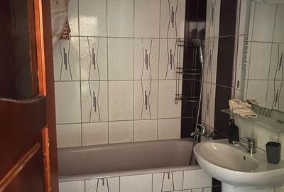 Apartament cu 4 camere în Central - 1