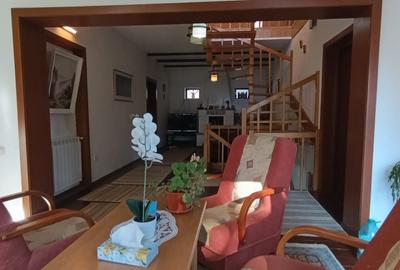 Casă cu 5 camere cu Teren 700 Mp în Zamora - 14