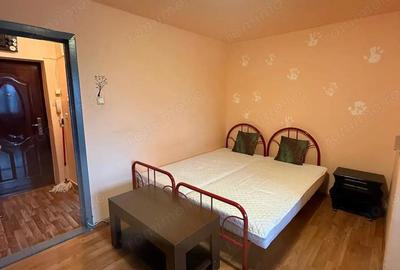 Garsonieră semidecomandată în Central - 2