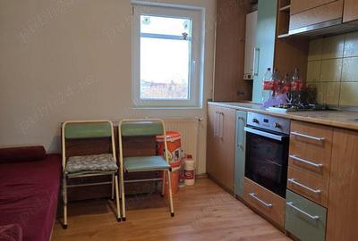 De vanzare apartament cu 2 camere in zona Girocului bloc izolat termic amenajat centrala proprie