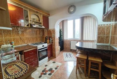 Apartament cu 3 camere decomandat, mobilat în Obcini - 6